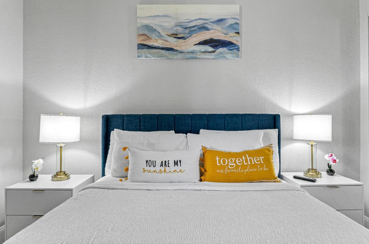 Villa Wake Up To The Ocean Breeze - Enjoy Amazing Views Tampa Esterno foto